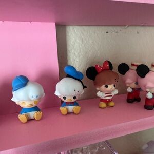 Pop Mart PopBean Dimoo Disney- 8 figures included!!